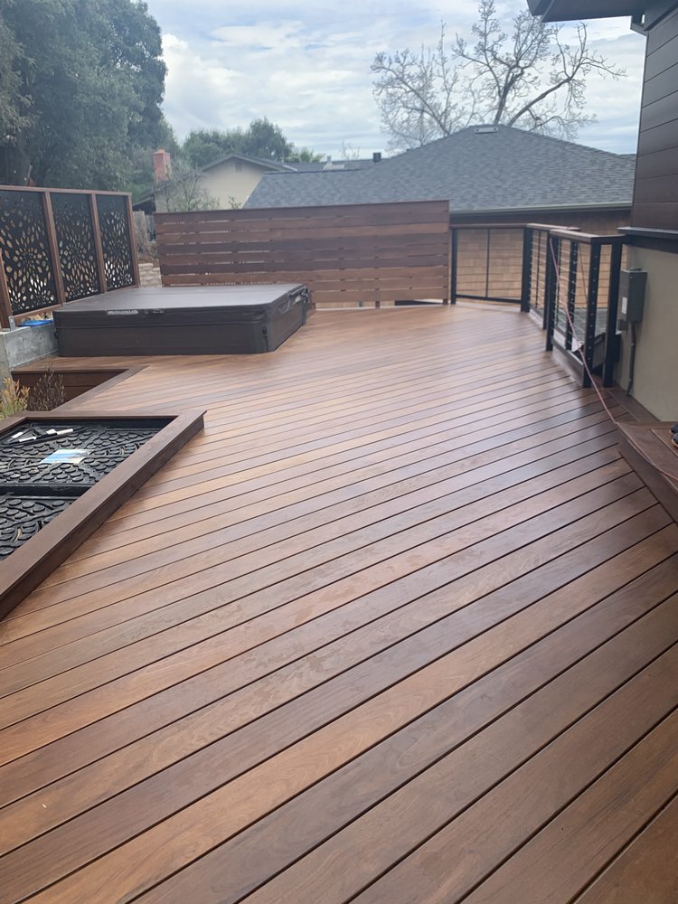 Deck Repair in Seattle