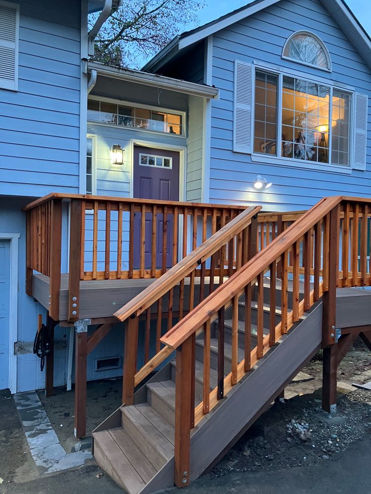 Deck Staining in Seattle