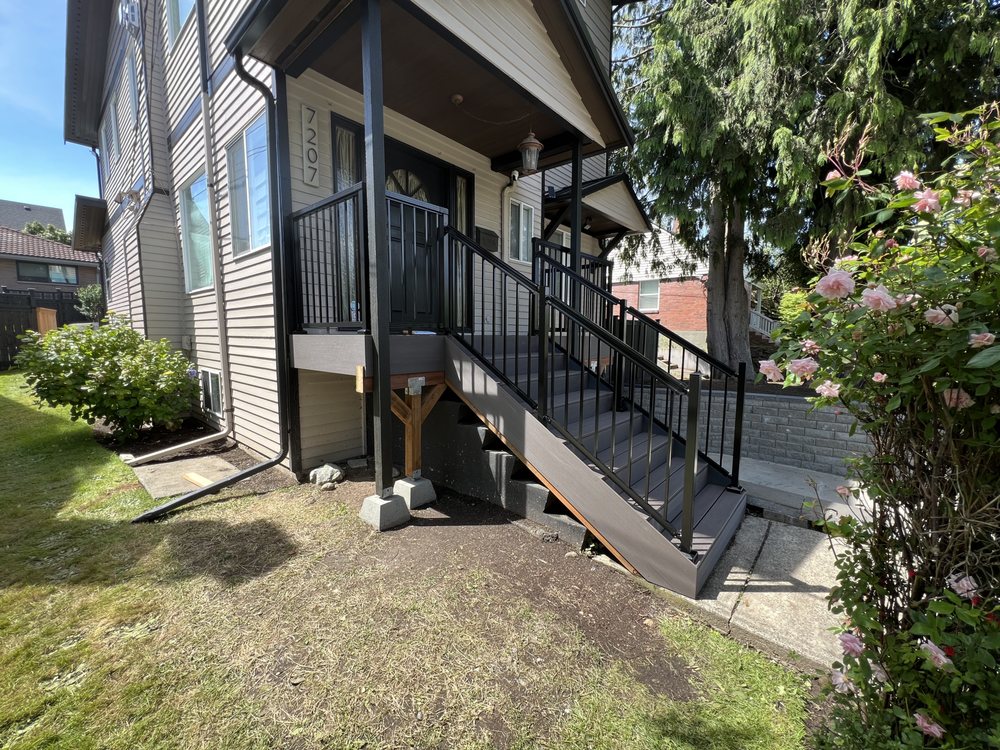 Custom Deck Design in Seattle
